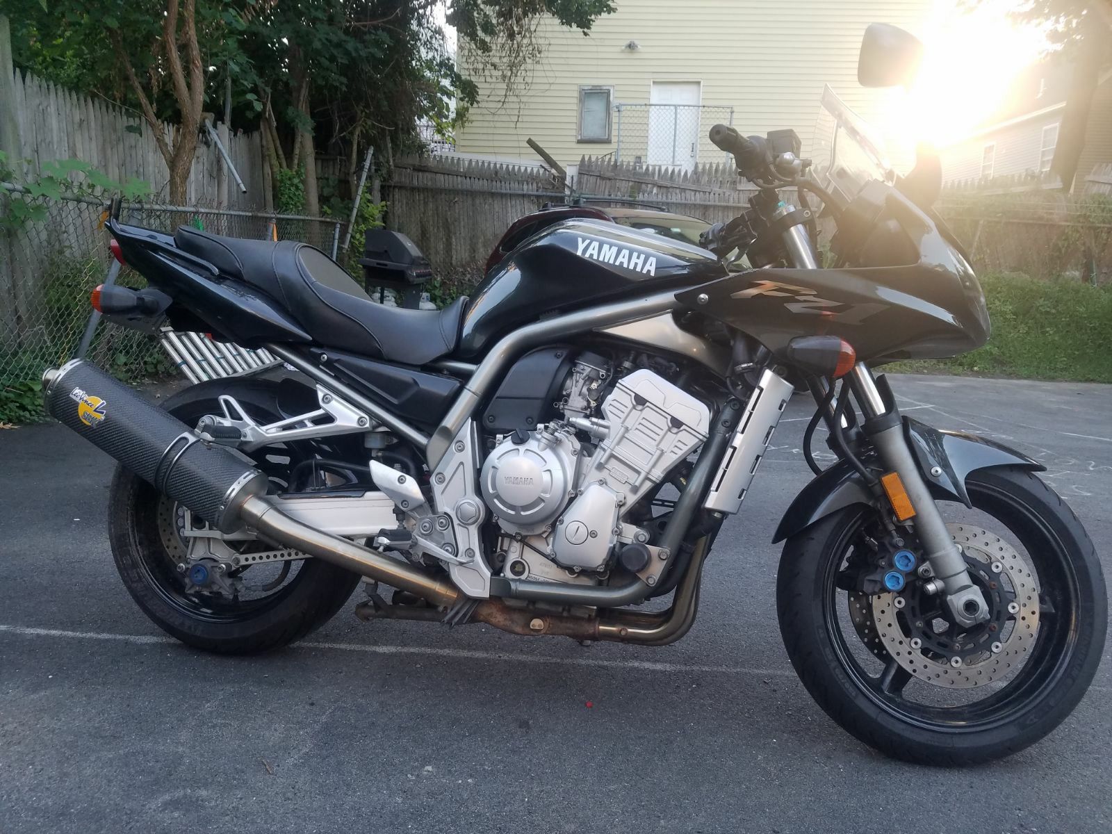 Motorcycle Yamaha FZ1__ 2002 4 cylinder, 5 speed 022-973 miles only Price $2,700.00 Contact me: