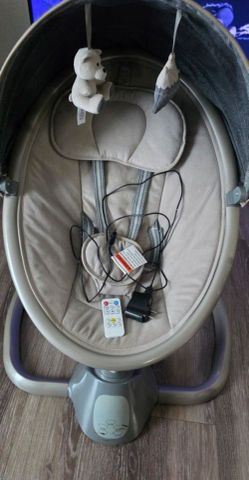 Baby swing
