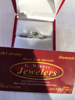 14 Kt white gold ,diamonds, alexandrine