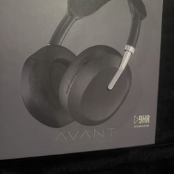 AVANT Wireless Headphones 