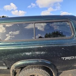 2000 Tundra Leer Camper Shell