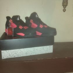 Jordan 4 Retro