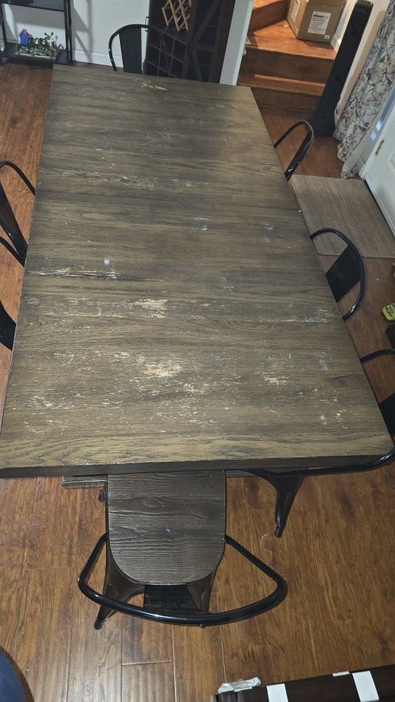 Farm Style Dining Table With 8 Chairs