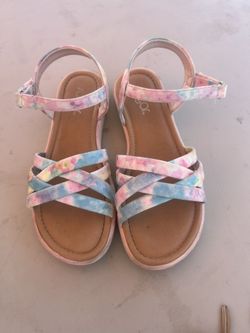 Girls Sandals Size 4