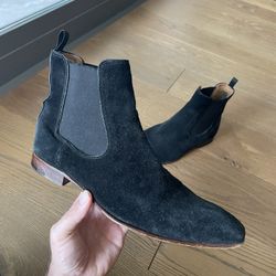 Black Chelsea Boots