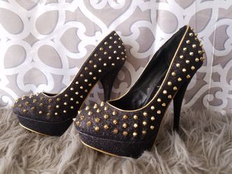 Black Glittery Gold studded high heels size 7