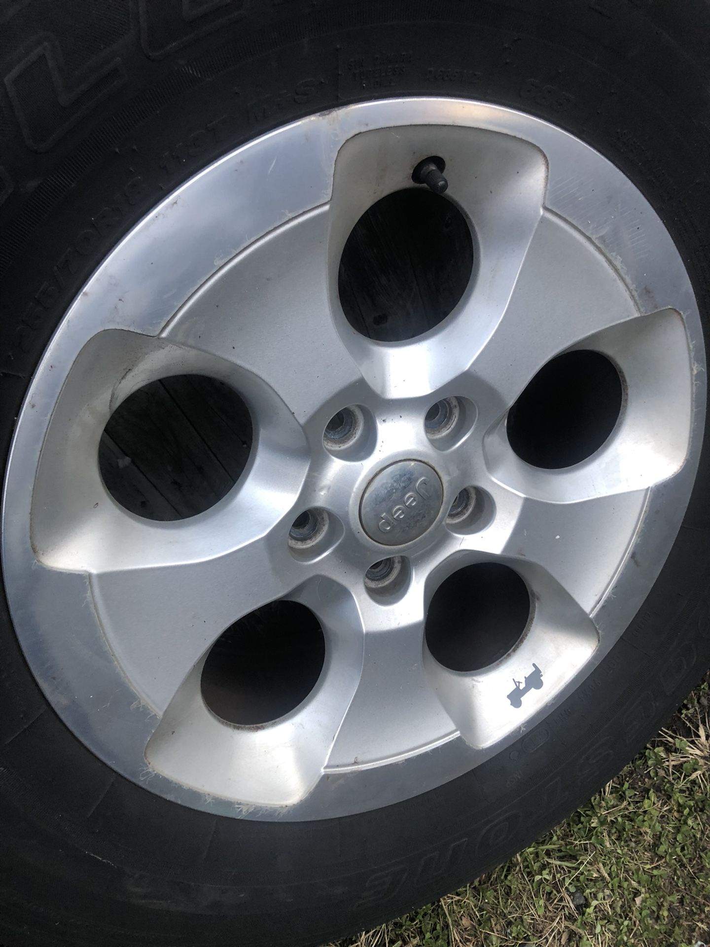 18” Jeep Cherokee Rims And Tires