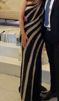 Beautiful Elegant dress, good material