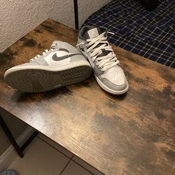 Jordan 1 smoke grey