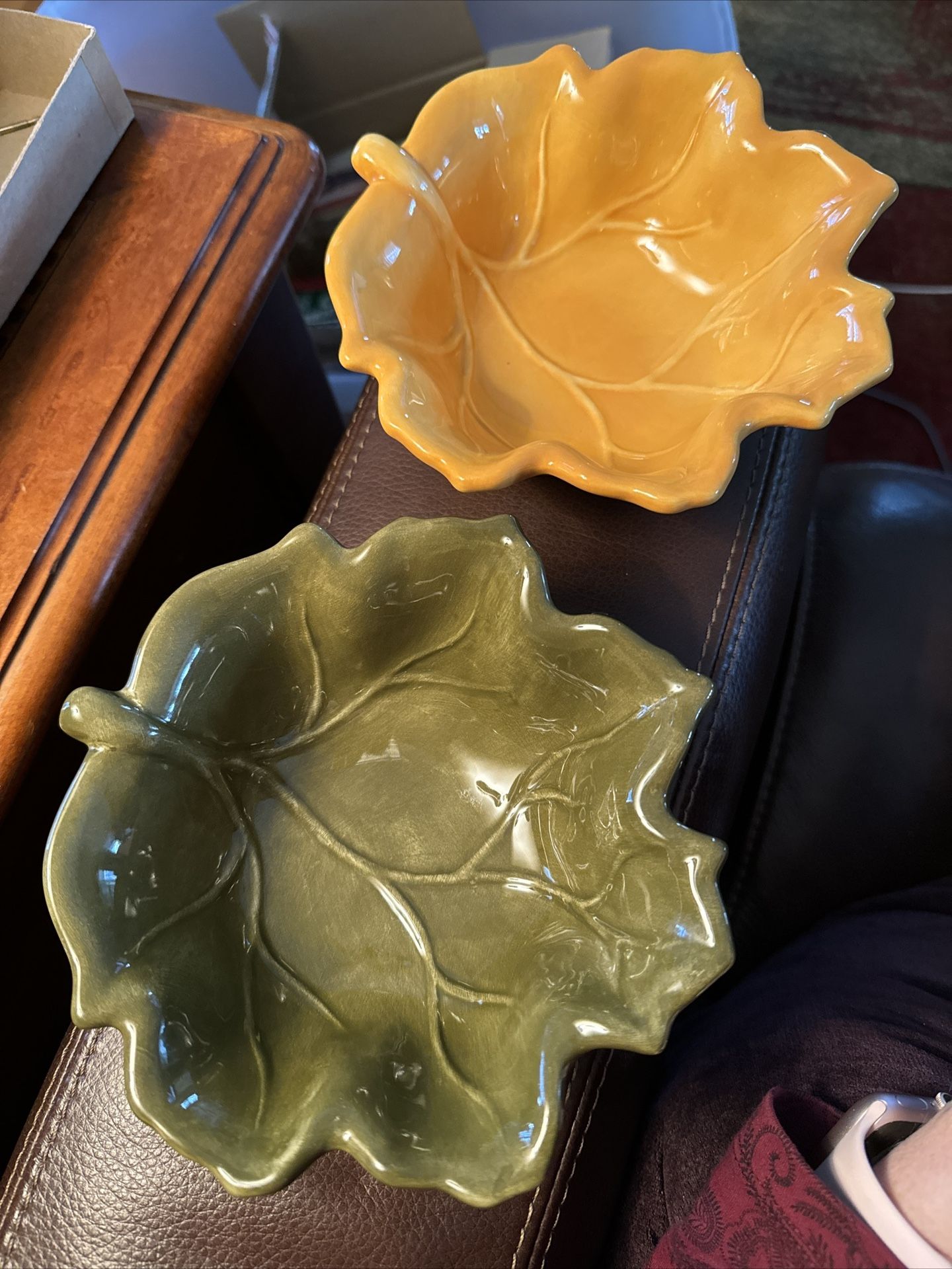 Tabletops Lifestyles Hand Crafted Autumn Leaves Set Of 2 Bowls