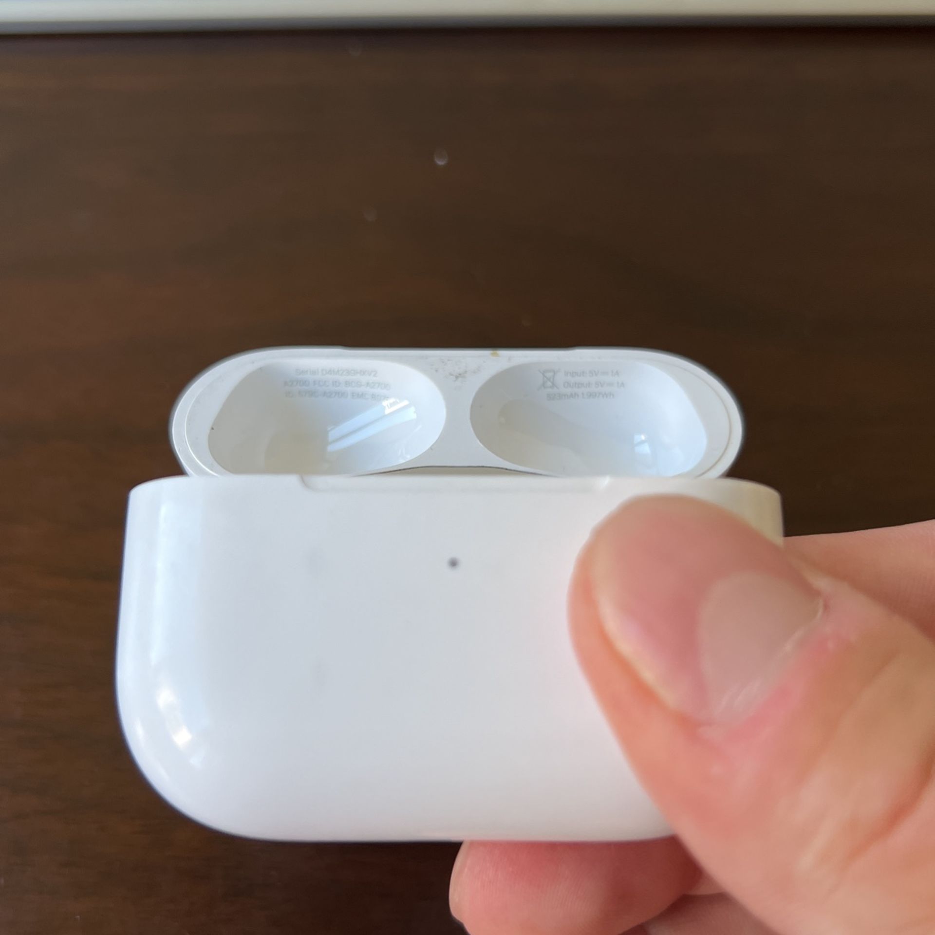Apple AirPods Pro Case A2700