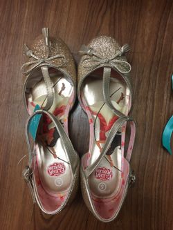 Glitter golden girls dress shoes