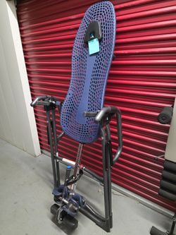 Gravity inversion back / spinal decompression  table