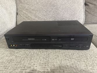 Daewoo DVD/VHS Combo VCR Player Tested Working 