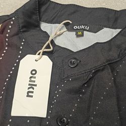 NWT OUKU BUTTON SHIRT Size M