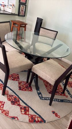 Round glass dining set for 4