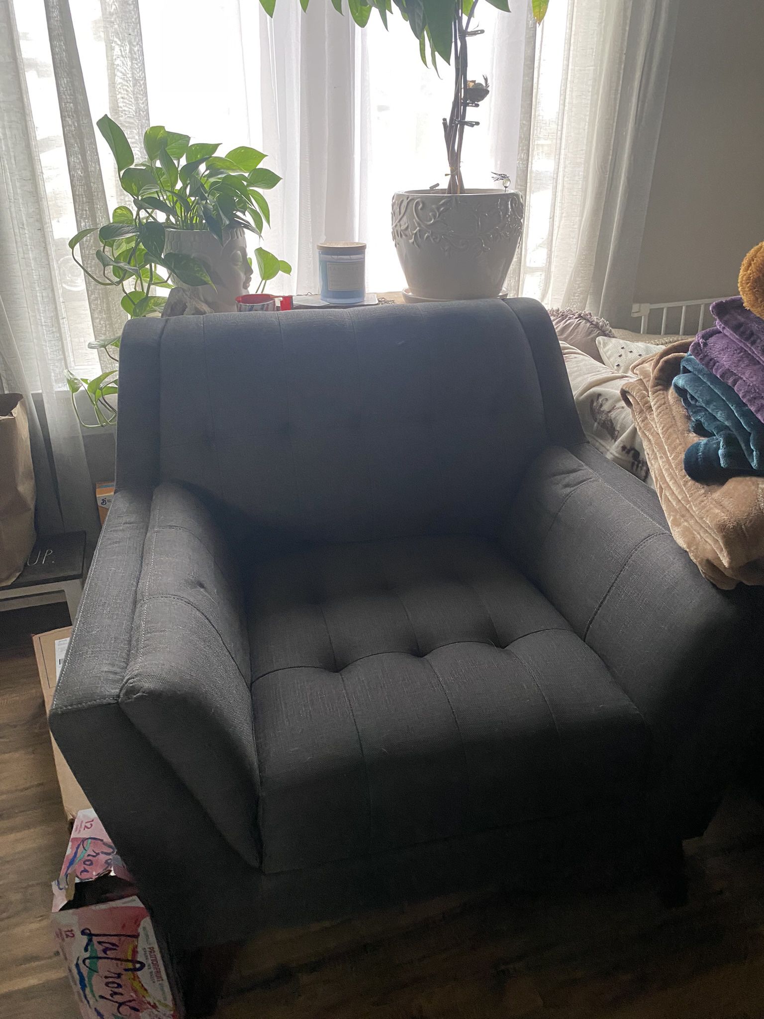 Couch & Oversized Chair Set