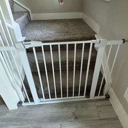 Baby/Dog gate