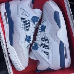 RETRO 4 MILITARY BLUE JORDAN