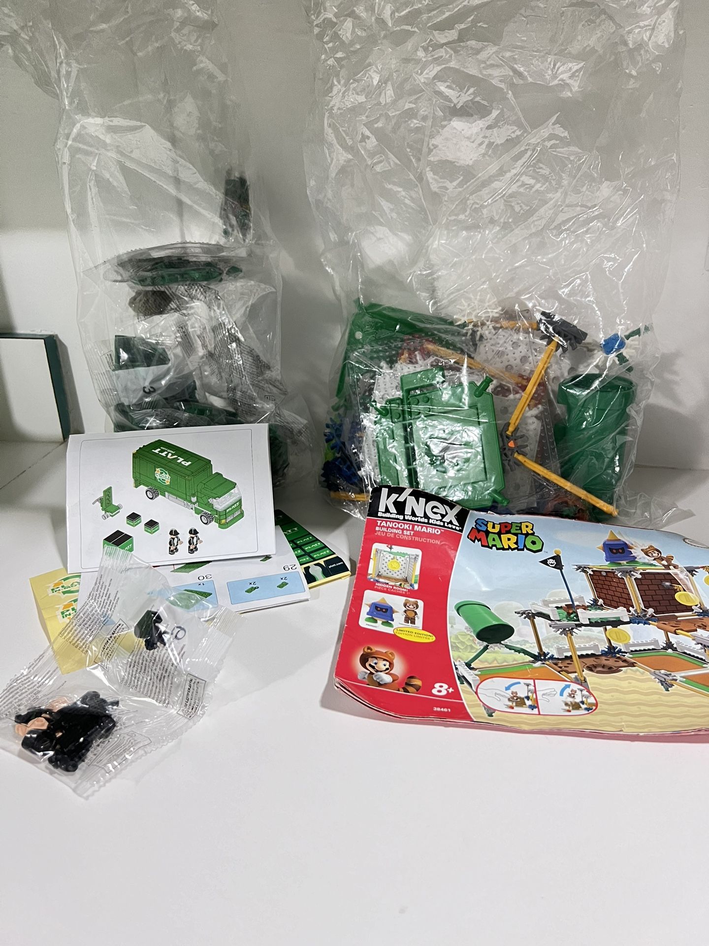 K’nex Super Mario 3D World Cat Mario Building Set Super Mario 2 games Super Mario doesn’t include a Mario