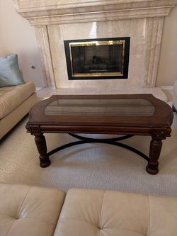 Coffe table plus side tables