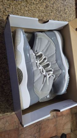 Womans Jordan's 11