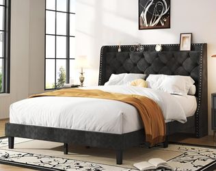 Queen Wingback bedframe new