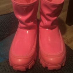Ugg Boots Size 6