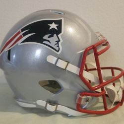 New England Patriots Revolution Speed Display Full-Size Football Replica Helmet