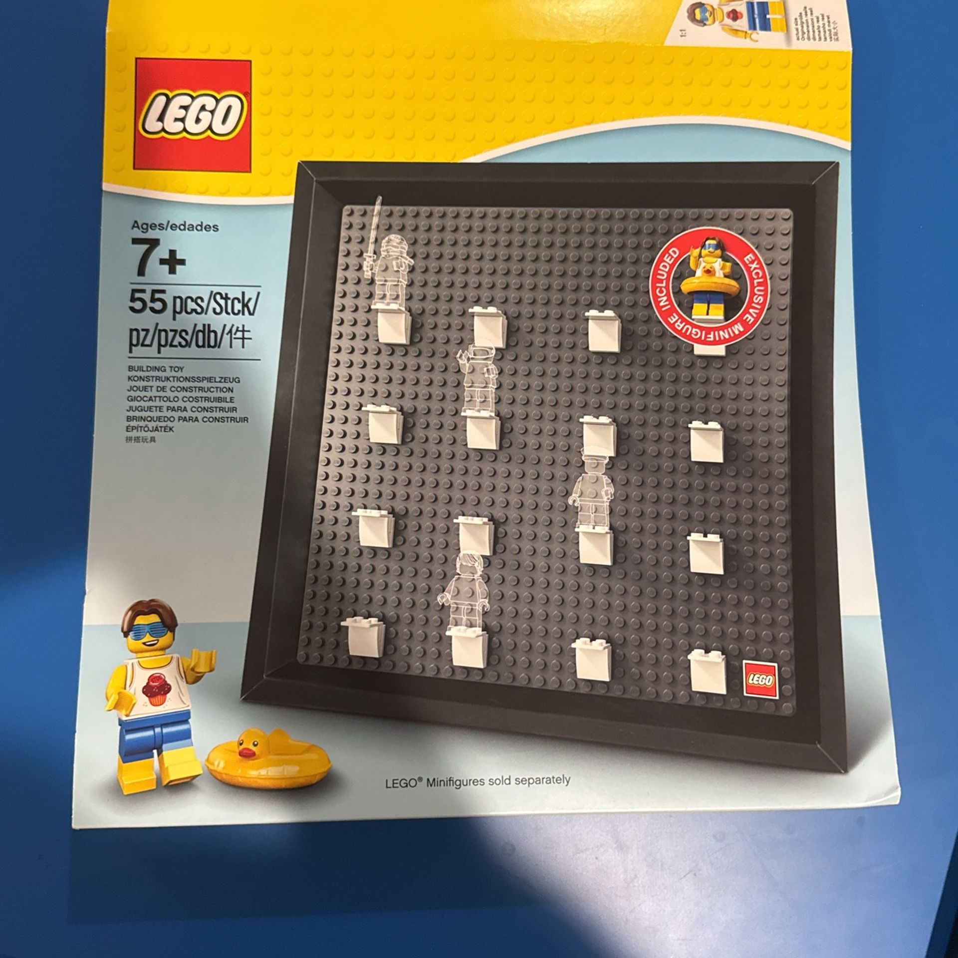 Lego Exclusive Minifigure Collector Stand