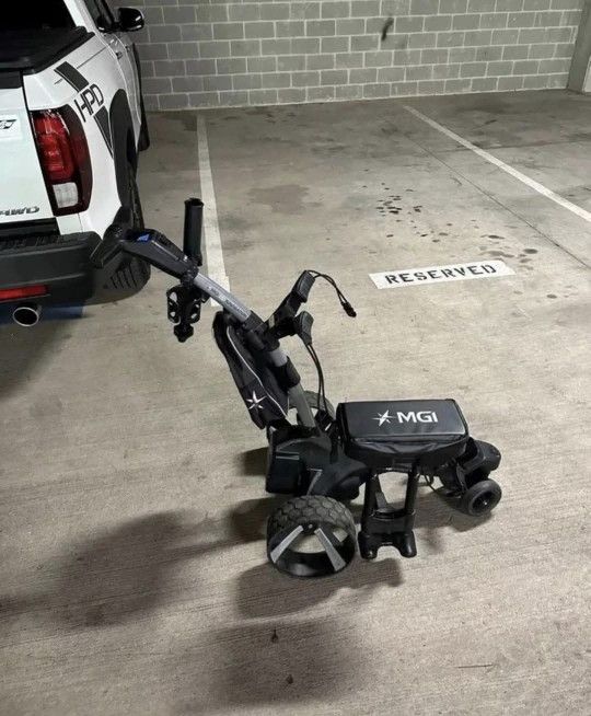Electric Golf Cart MGI Zip Navigator
