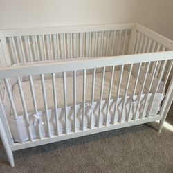 New White Crib