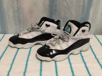 Nike AIR JORDAN TWO3,     Size:  5.5Y