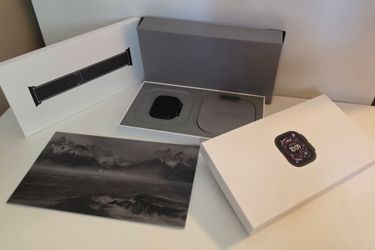 Apple Watch Ultra 3 (Black Titanium) - 1 Mo Old, Open Box Cond. - Trail Loop M/L