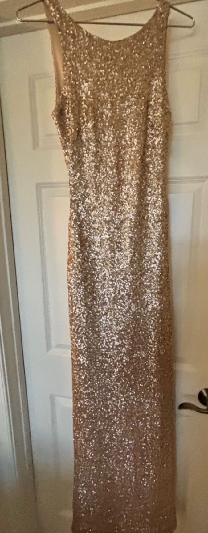 Beautiful sequin gown size 4