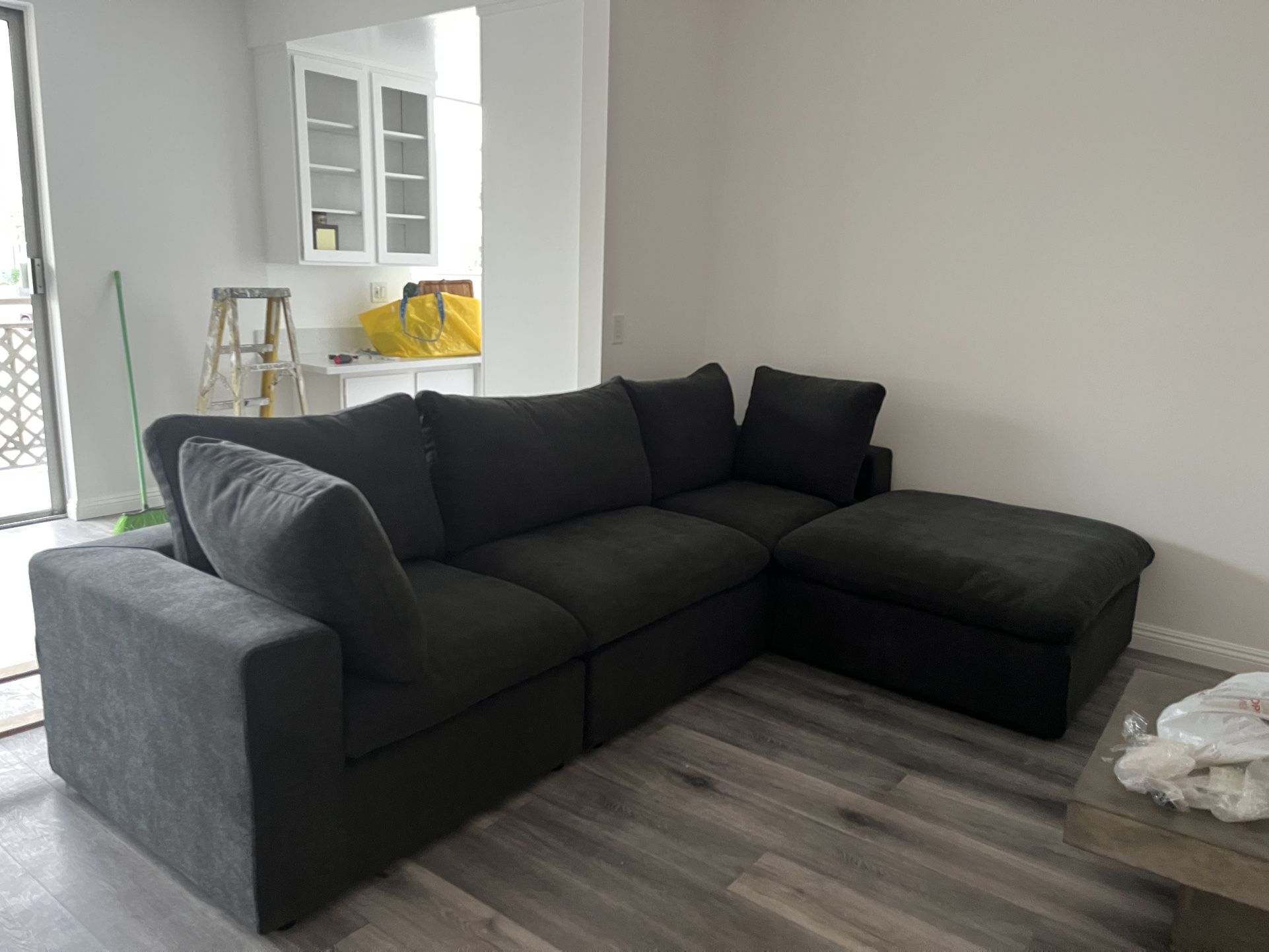 New Black Cloud Couch 4pc Sectional