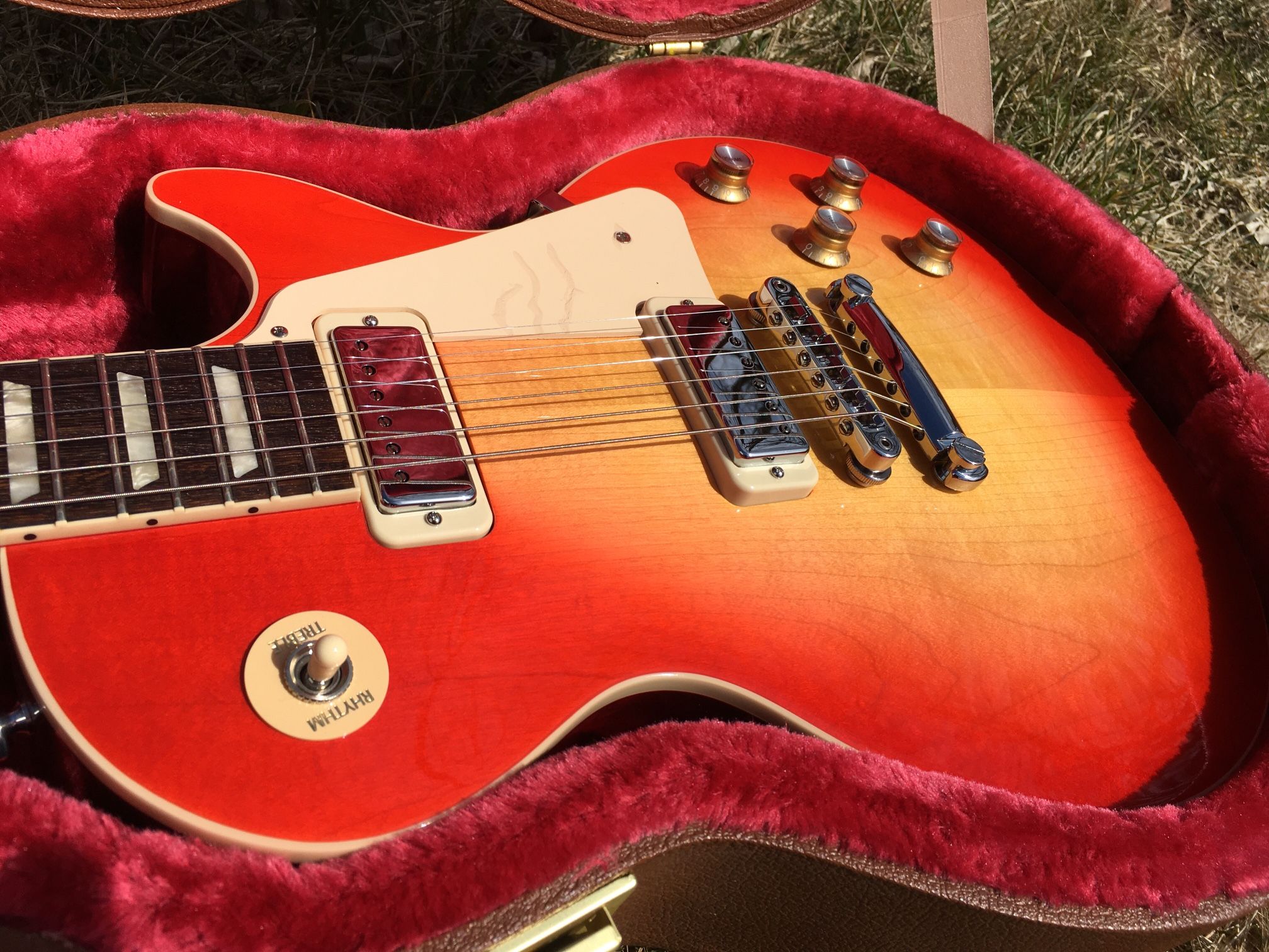 Gibson USA Les Paul Deluxe 70’s Reissue W/OHSC Great Condition