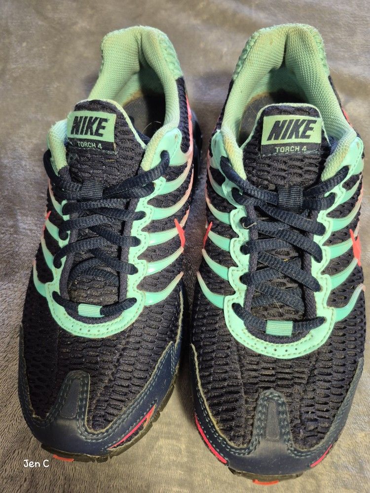 Nike Air Max Torch 4