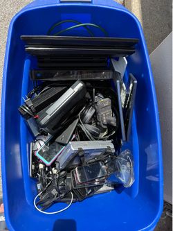 Electronic devices in bulk/Parts/PHONES/LAPTOPS/POWER BANKS  AND MORE