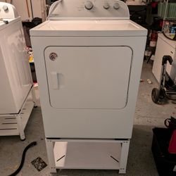 Whirlpool Washer dryer set