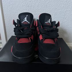 Jordan 4