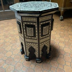 MUST SELL—Moroccan Mother Of Pearl Inlayed Traditional Table 