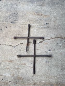 2 Four Way Wrench