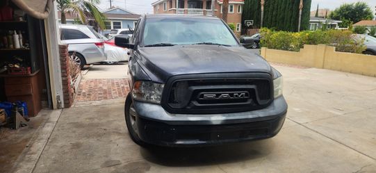 2020ram 1500 parting out