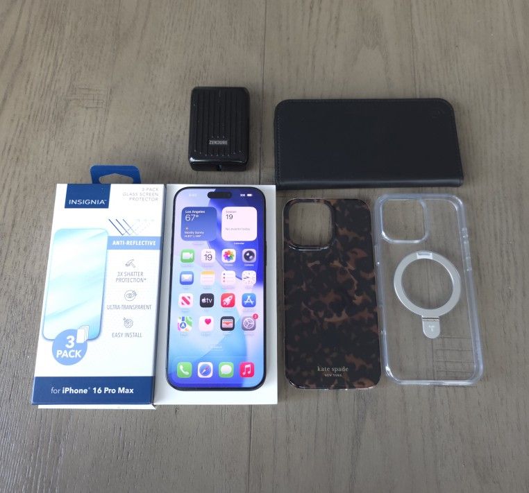 Unlocked Apple iPhone 16 Pro Max 256GB Titanium Black