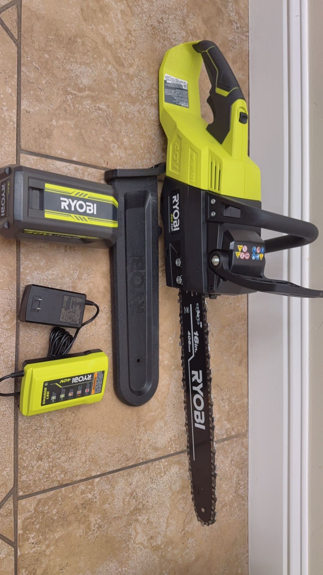 40V HP Brushless 16 in. Cordless Battery Powered Chainsaw Kit -Battery and Rapid Charger
