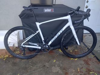 Giant Revolt 2 size Xl