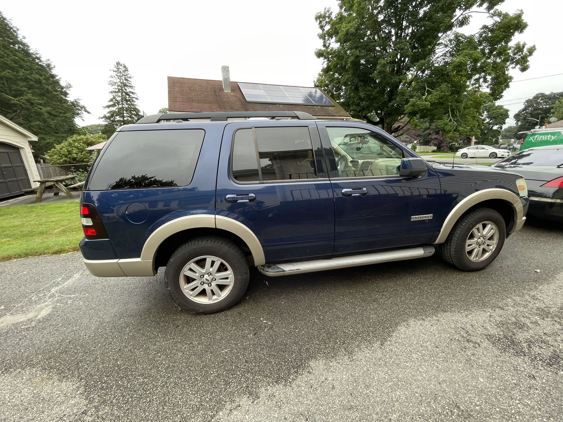 NO Engine!!  Selling  Entire Truck for Parts AS ONE !