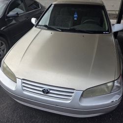 1999 Toyota Camry LE V6
