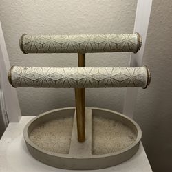 Jewelry Stand 